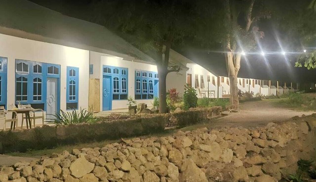 THE VILLAGE INN Rua Beach in Wanokaka