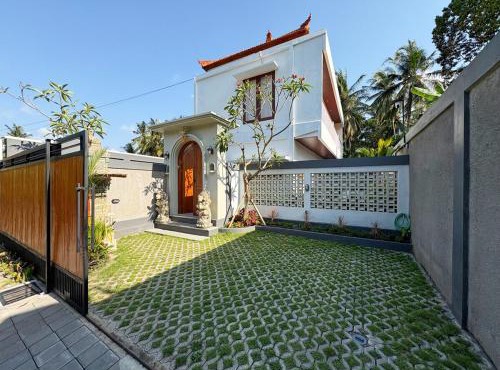 Tri Aura Villa - Jungle View 3 Bedroom in Ubud in Ubud