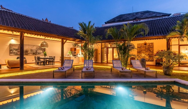 Tropical 3BR Retreat Near Canggu | Private Pool