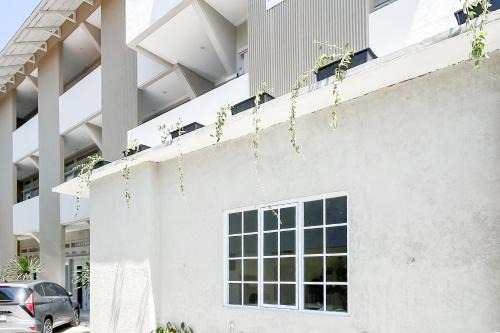 Urbanview at Ra Residence Buah Batu in Bandung