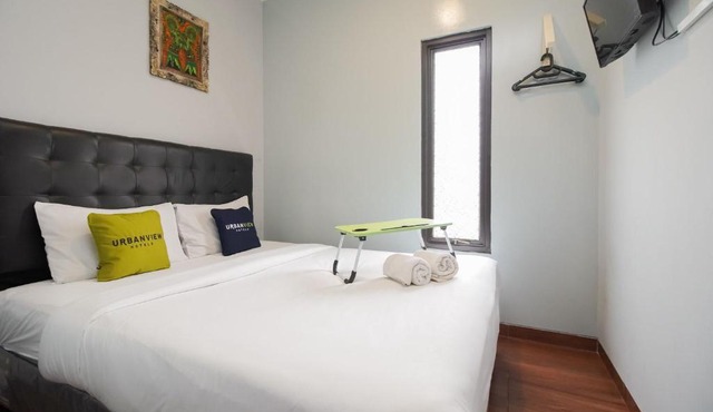 Urbanview Hotel Arafuru Residence Duren Sawit