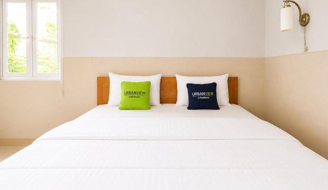 Urbanview Hotel RDN Oasis Cisarua by RedDoorz in Brujul