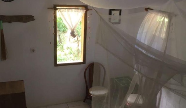 Villa Hembers Surf Camp in Pacitan