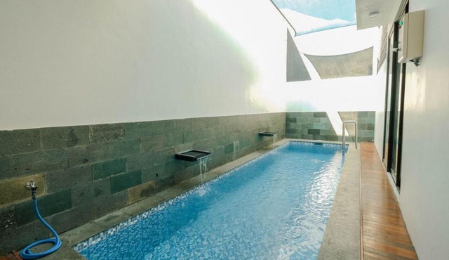 Villa Keenan 3 Bedroom Private Pool in Batu