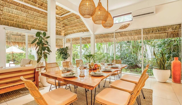Villa New York - 4BDR, pool, near The Forge Bali in Kabupaten Badung
