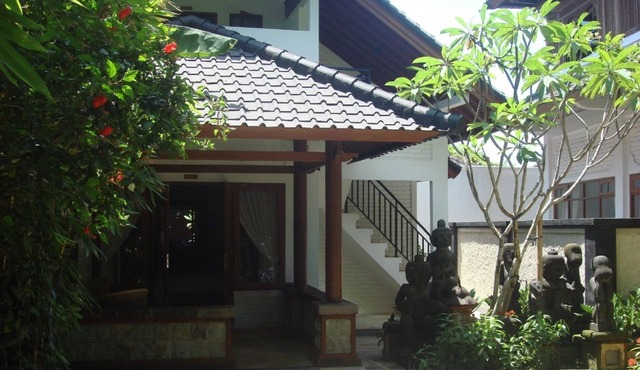 Villa TIRTA, a sparkling Jewel in Kuta-Legian in Legian