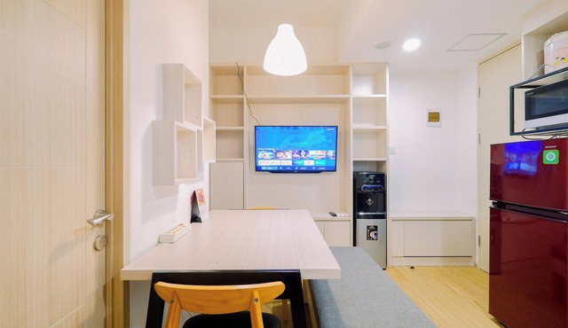 Warm And Well Designed 2Br Tokyo Riverside Pik 2 Apartment in Teluknaga