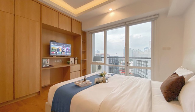 Warm Neutral Look Studio Apartment Ambassade Kuningan