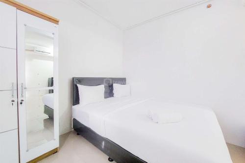 Well Furnished with Cozy Designed Studio Urbantown Serpong Apartment By Travelio in Tangerang