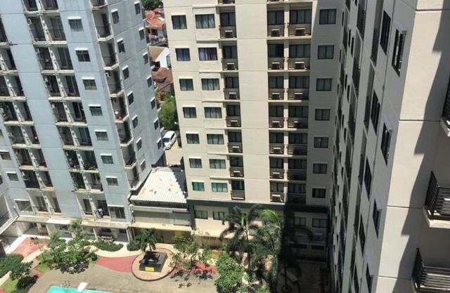Comfort 2 Bedroom Paragon Apartment Village by Vichi in Binong