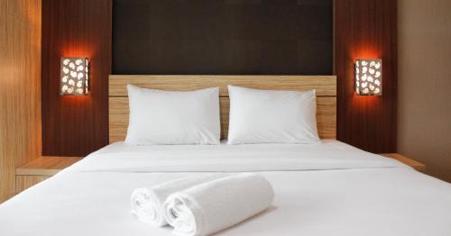 Deluxe Studio Room @ Tamansari La Grande Apartment By Travelio in Bandung