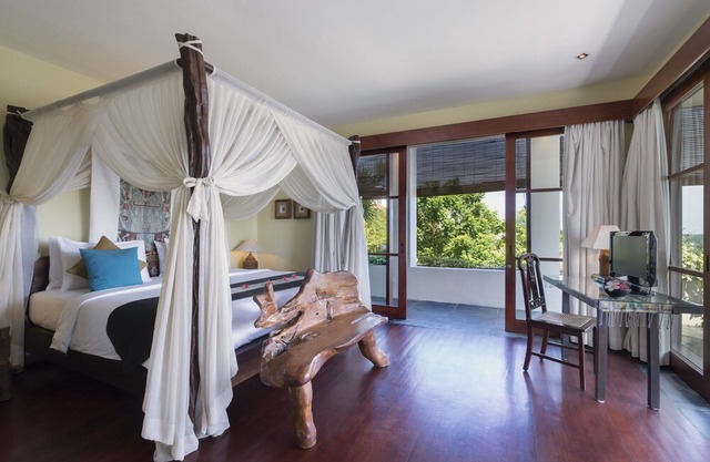 Stunning 4 Bedroom Villa Ocean View in Jimbaran'