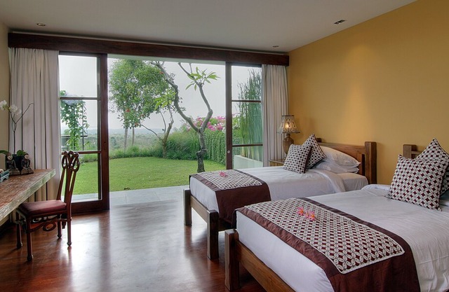Stunning 5 Bedroom Villa Ocean View in Jimbaran'