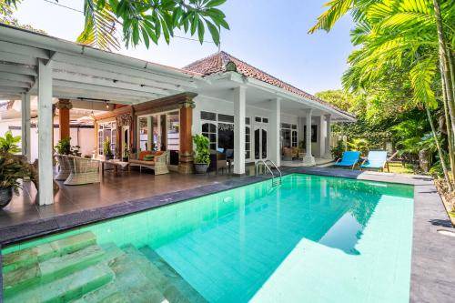 Sanur Villa | 150 m² Villa ∙ 2 bedrooms ∙ 5 guests