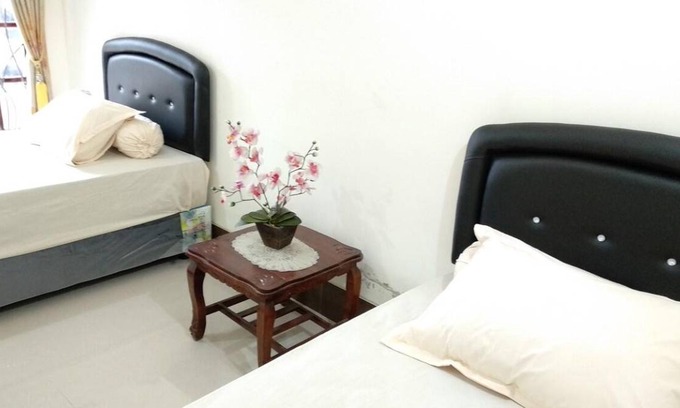 Buleleng House | 300 m² House ∙ 4 bedrooms ∙ 8 guests