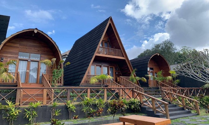 Songan Hotel | 36 m² Hotel ∙ 8 guests