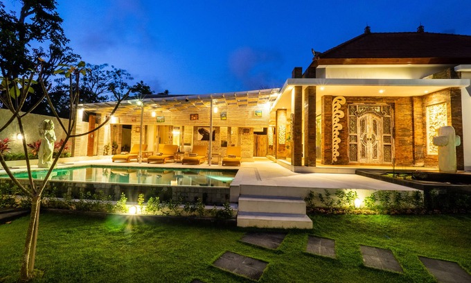 Pecatu Villa | Cozy 4 Bedroom Villa with Private Pool in Uluwatu, close to Many Wedding Venues