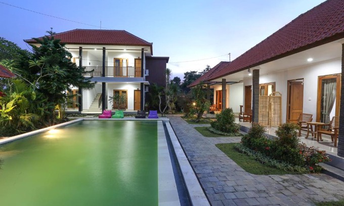 Kemenuh House | Green Papaya House