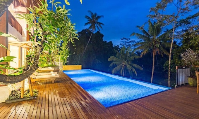 Melayang Villa | Infinity River 6 Bedroom Private Pool