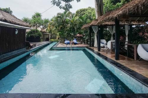 Bukit House | Kampung 168