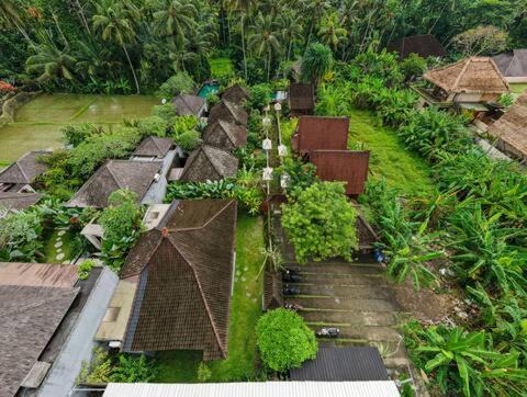 Melayang Bed & Breakfast | Li Uma Villa Ubud