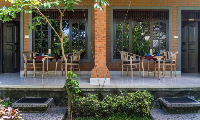 Pengosekan House | Motel ∙ 8 guests