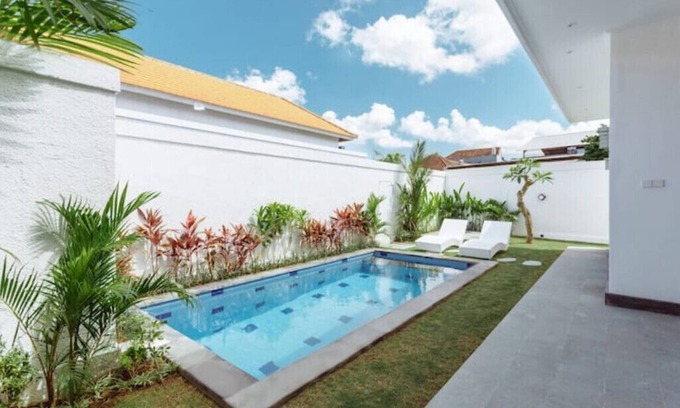 By Pass Ngurah Rai House | Polo Villa Two