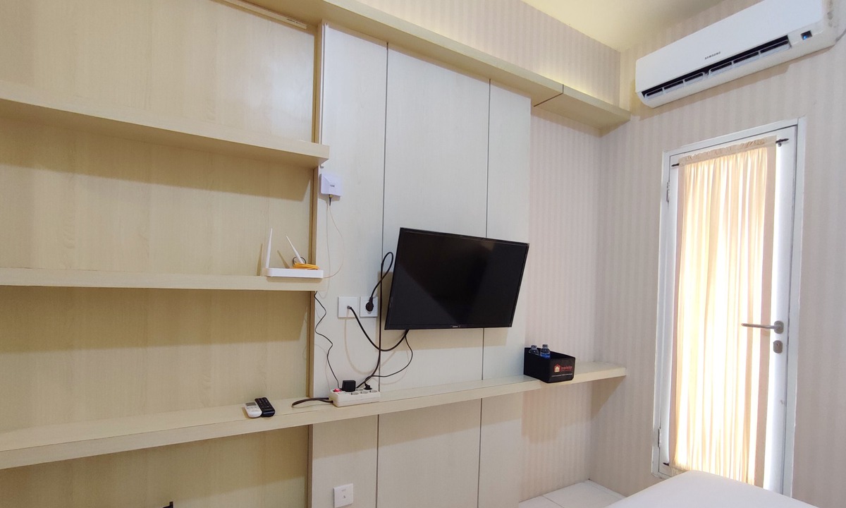 Semarang Apartment | Comfort Studio At Candiland Apartment