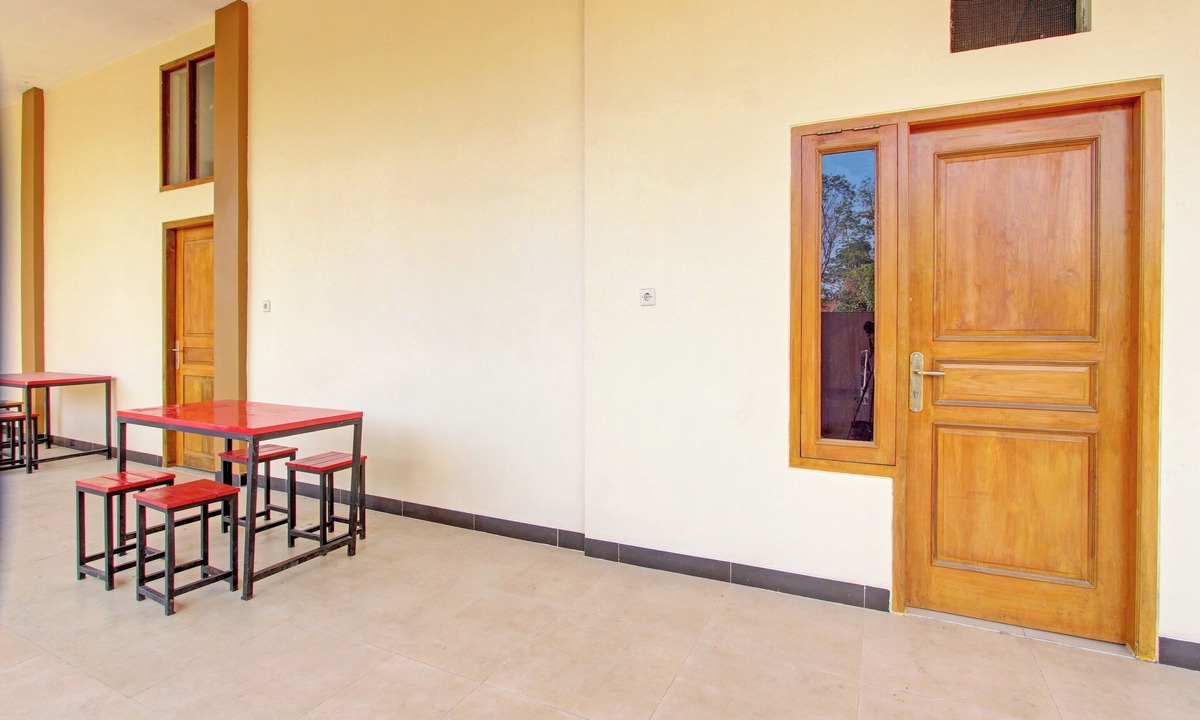 Purwodadi Hotel | OYO Life 92812 Galih Kostel 2 Syariah