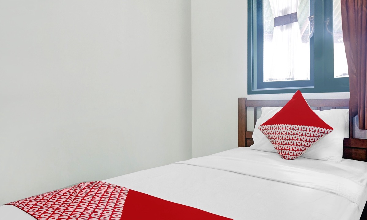 Cisarua Hotel | Hotel O 90596 Hotel Griya Astoeti