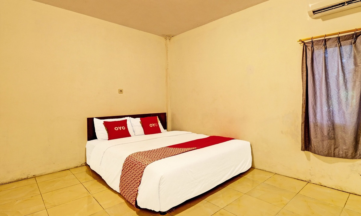 West Semarang Hotel | OYO Life 2928 Rumah Ceria