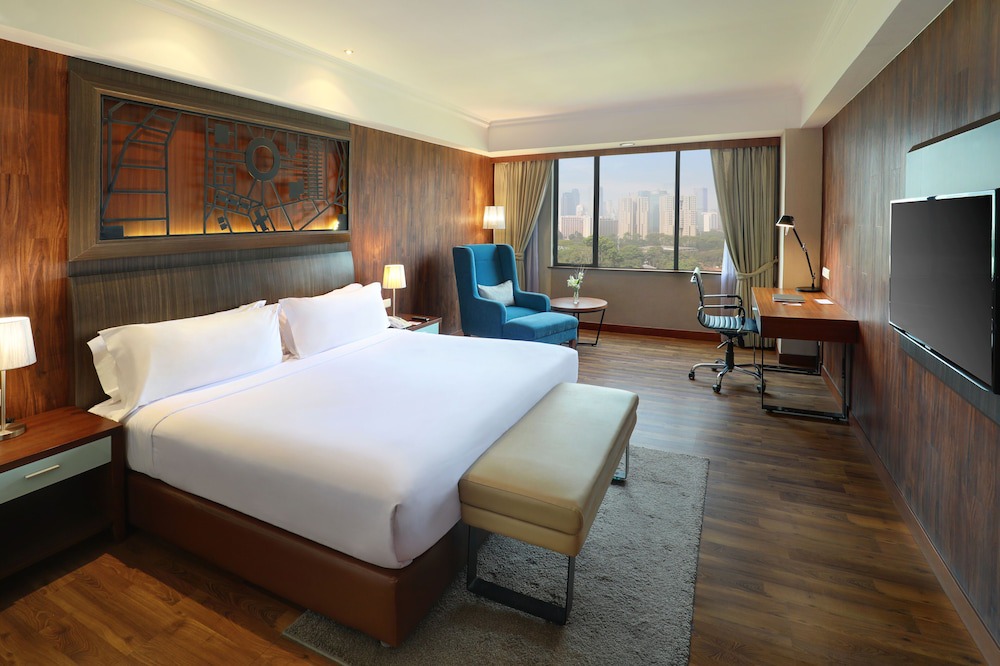 Senayan Hotel | Century Park Hotel