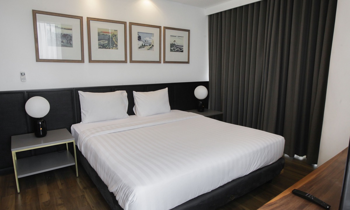 Ngagel Apartment | Premium 2BR Apartment near Marvell City Mall at The Linden