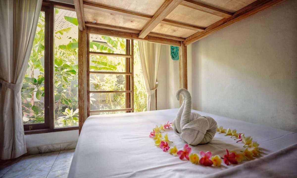Purwakerti Cottage | Kirana Homestay - Breeze Bungalow