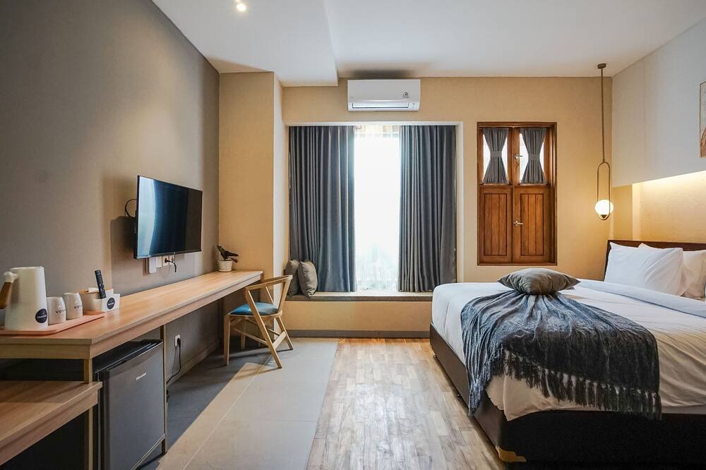 Central Seminyak Hotel | Tanaga Coliving