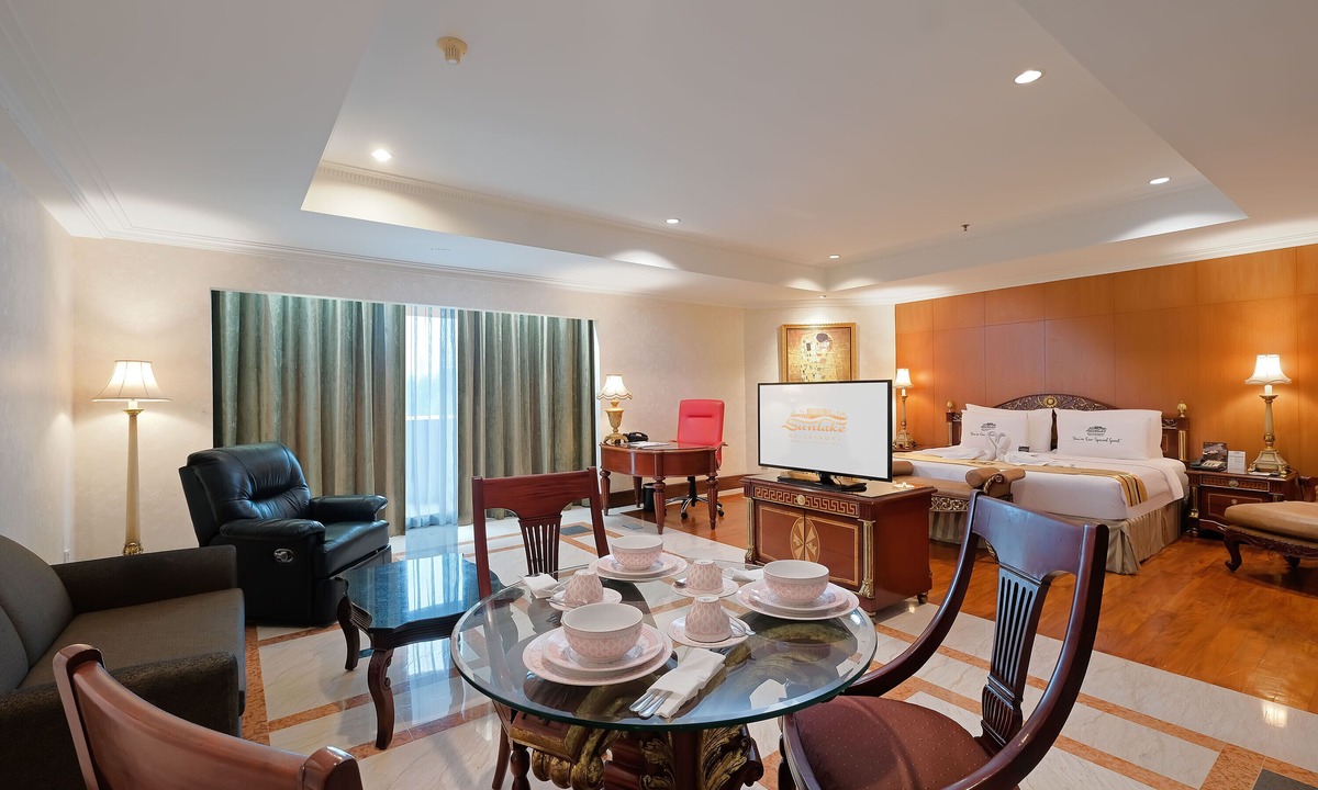 Sunter Hotel | Sunlake Waterfront Resort and Convention