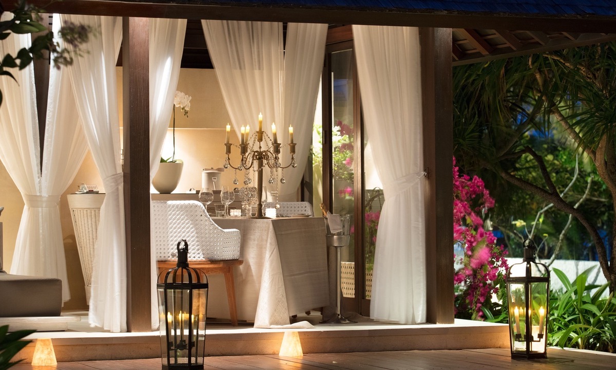 Kuta Selatan Hotel | The Royal Santrian