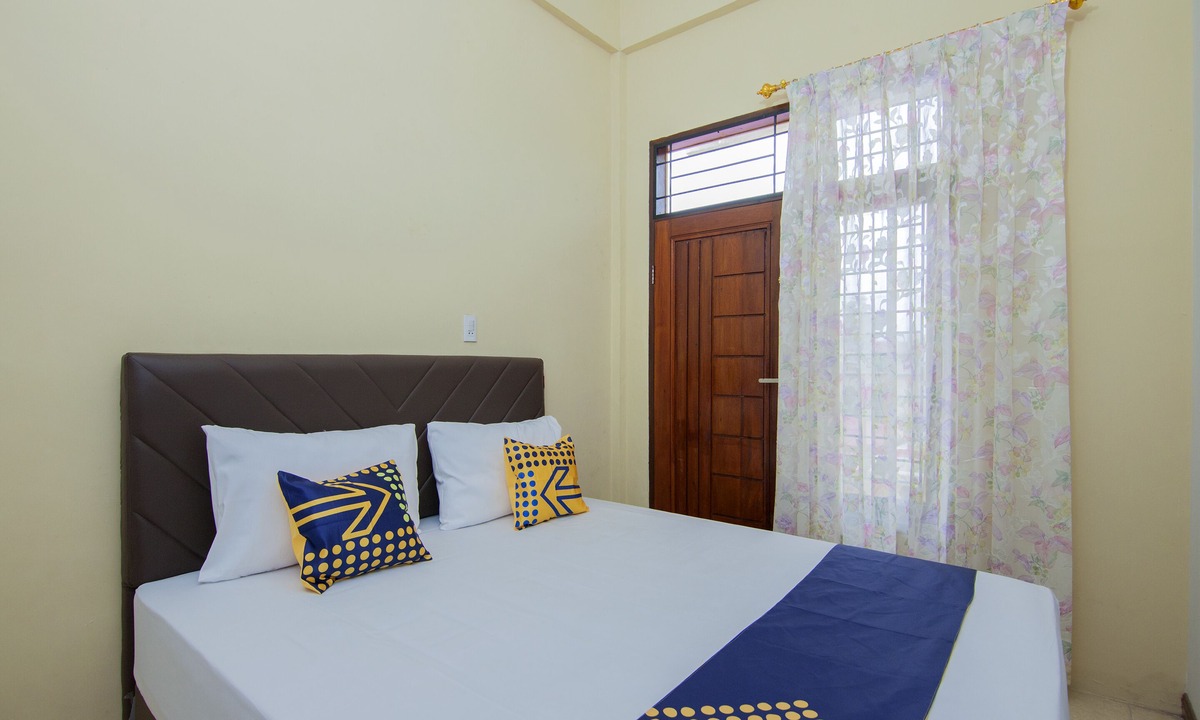 Kabanjahe Hostel | SPOT ON 2076 Hotel Stadion