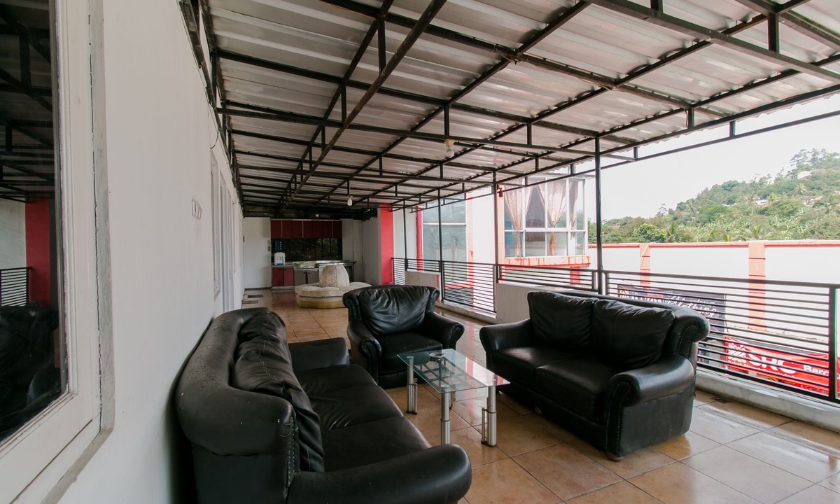 Tjihadak Hotel | OYO 1866 Amazon Homestay Syariah
