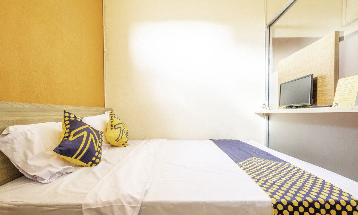 Tasikmalaya Hotel | SPOT ON 2080 Rumah Kita Residence