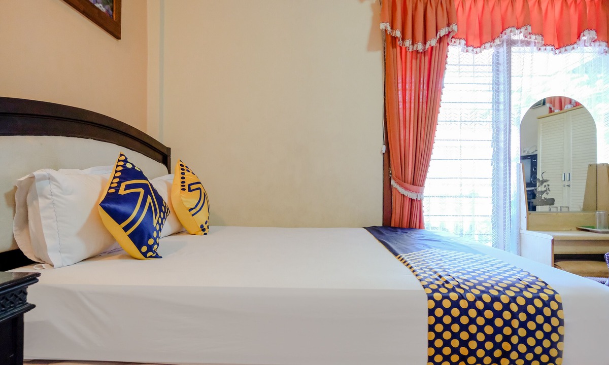 Ponorogo Hotel | OYO 1761 Hotel Dirgahayu