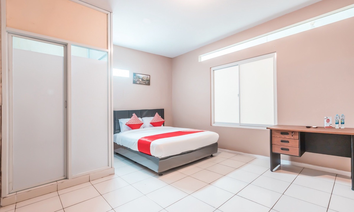 Menteng Hotel | Hotel O J&b Room Pramuka
