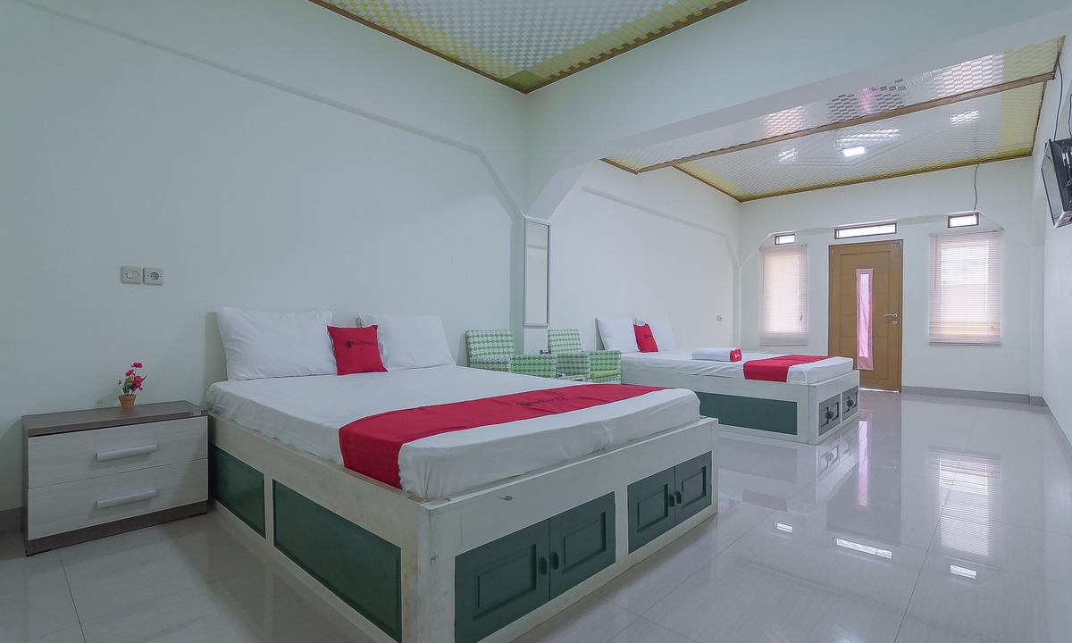 Wanayasa Hotel | RedDoorz Resort Syariah @ Batu Apung Purwakarta