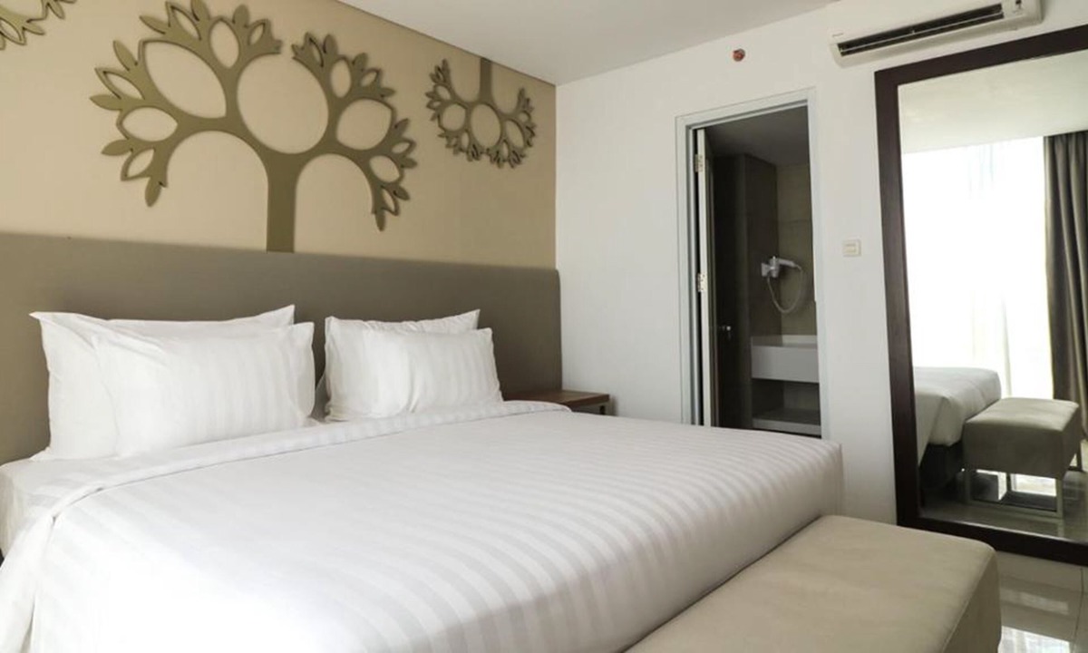 Surabaya Hotel | Palm Park Hotel Surabaya