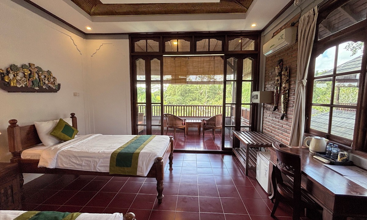 Kedewatan Hotel | Hotel Bunga Permai