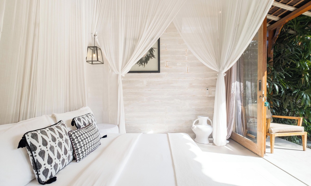 Kerobokan Villa | Villa Little Mannao by Villa Finder