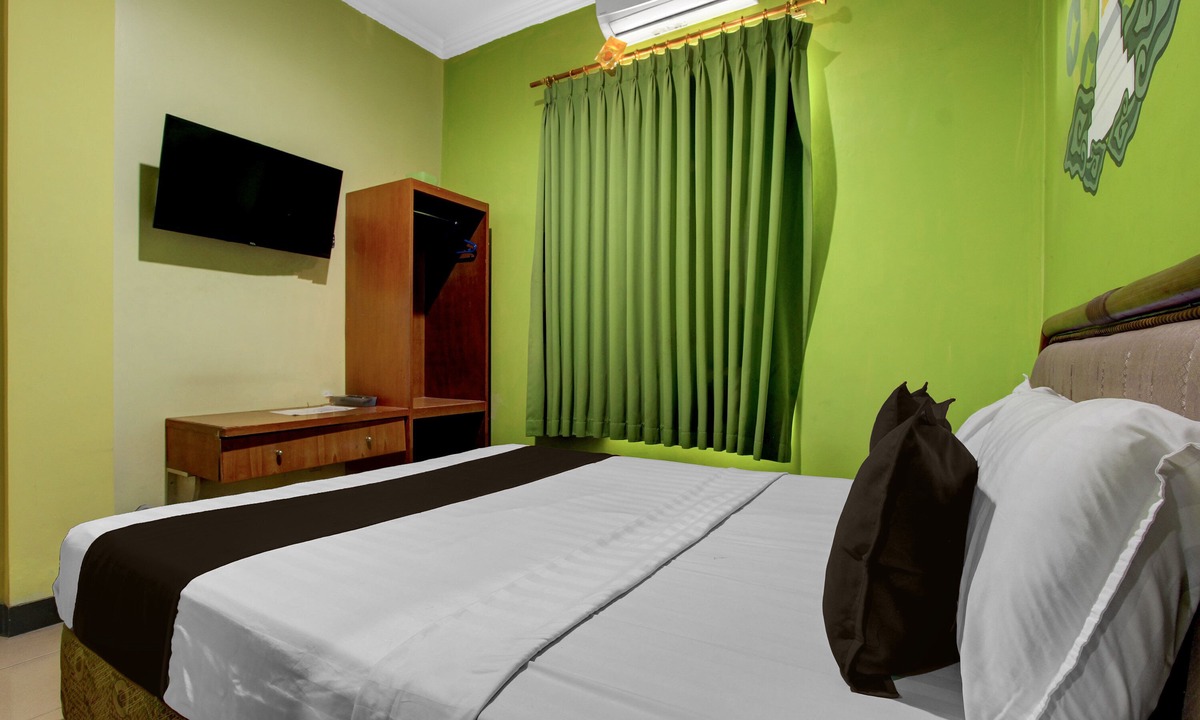 Prawirotaman Hotel | OYO 512 Ndalem Mantrijeron Hotel