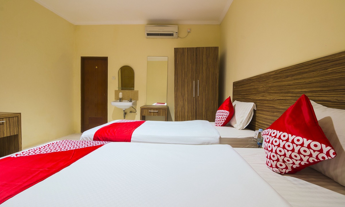 Sukabumi Hotel | OYO 688 Grand Pakidulan Hotel
