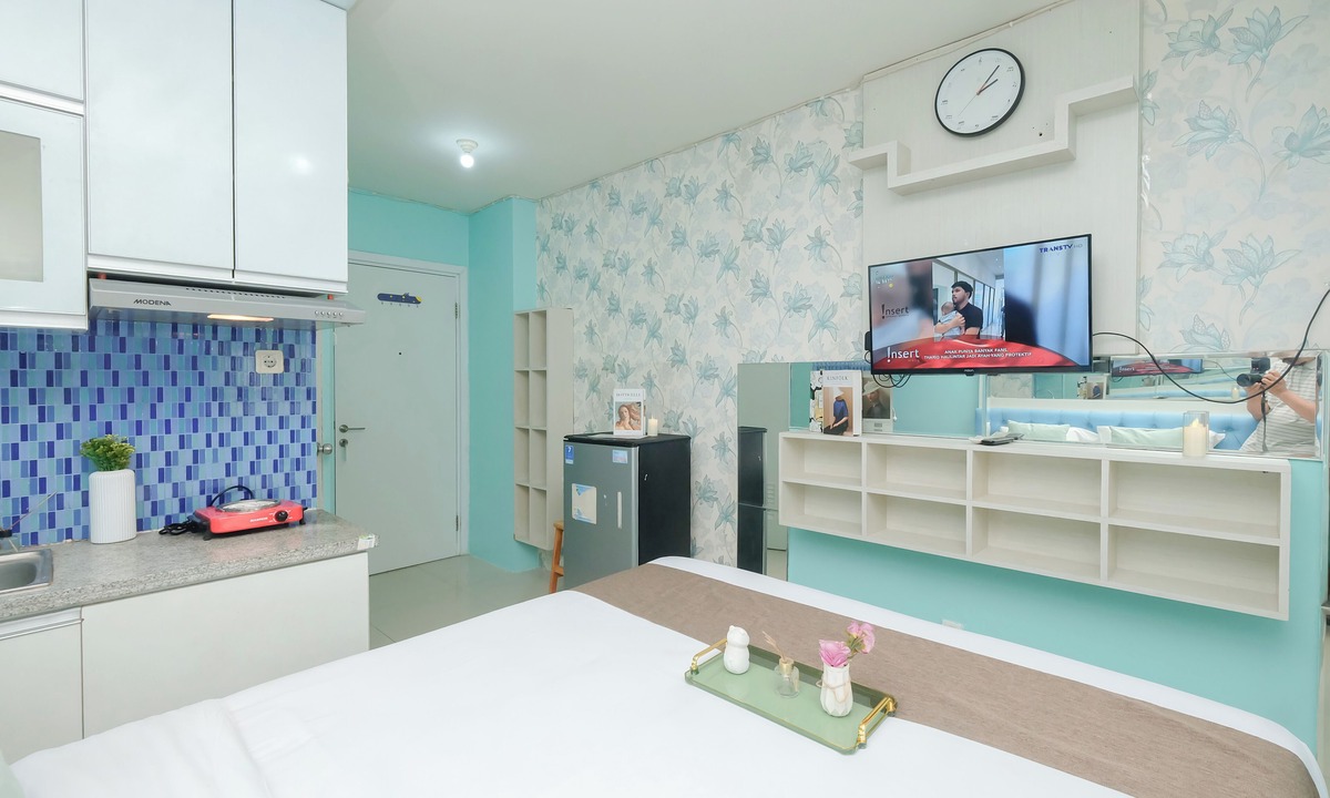 Rawasari Apartment | Nice And Strategic Studio At Apartment Green Pramuka City
