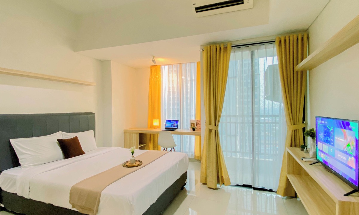 South Tambun Apartment | Warm Studio With City View At Lrt City Bekasi Apartment